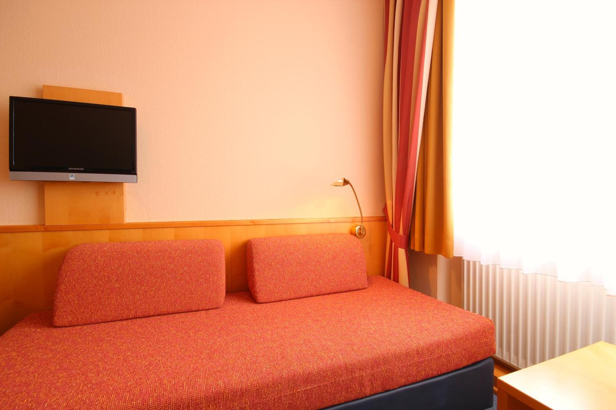 Hotel Hanken Gmbh, Hotel Hanken Und Seehotel วังเกร์โอเกอ ภายนอก รูปภาพ